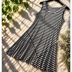Calvin Klein Striped Dress Medium Black White Stretch Sleeveless Flowy